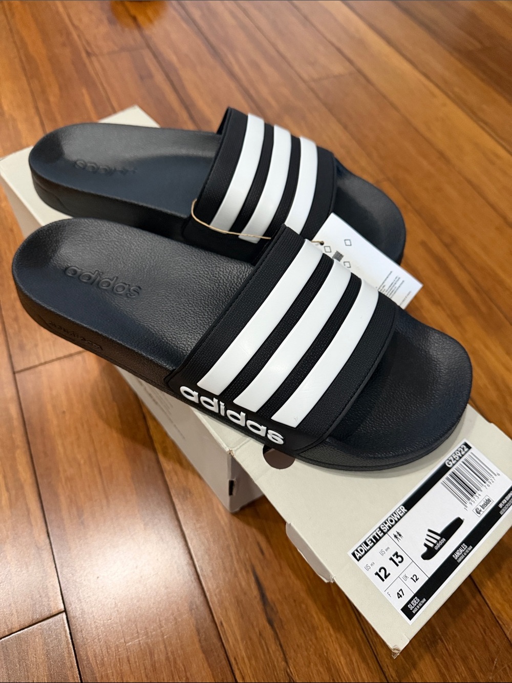 NWT adidas Black Slide Sandals with White Three-Stripes unisex